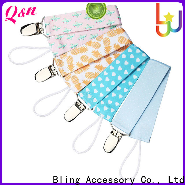 customized baby pacifier clip with good price