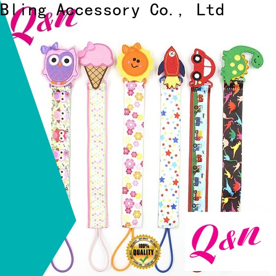 Factory Direct baby pacifier clip manufacturer