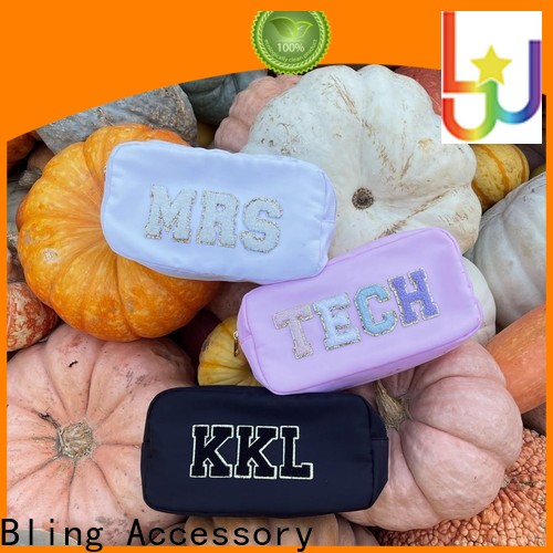 cosmetic travel bag company