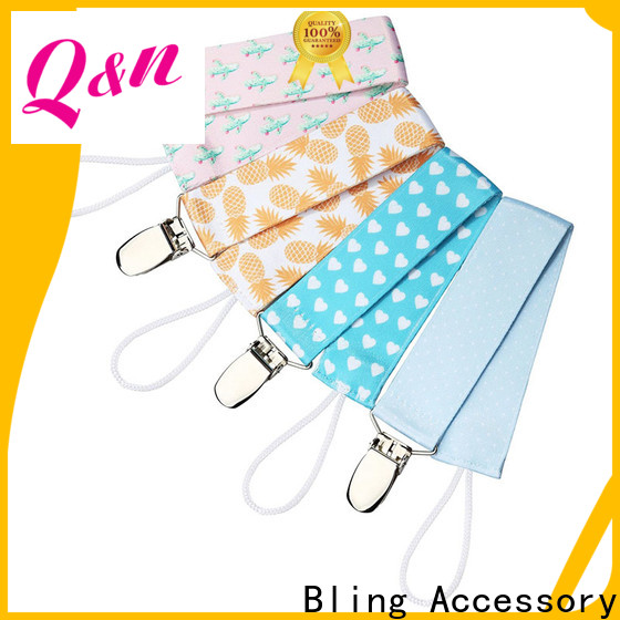 Best customized baby pacifier clip supplier