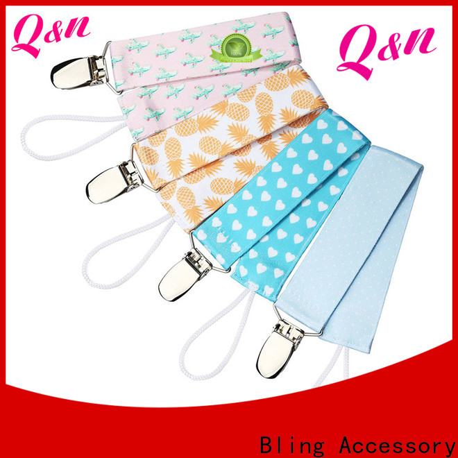 Hot Selling baby pacifier clip company