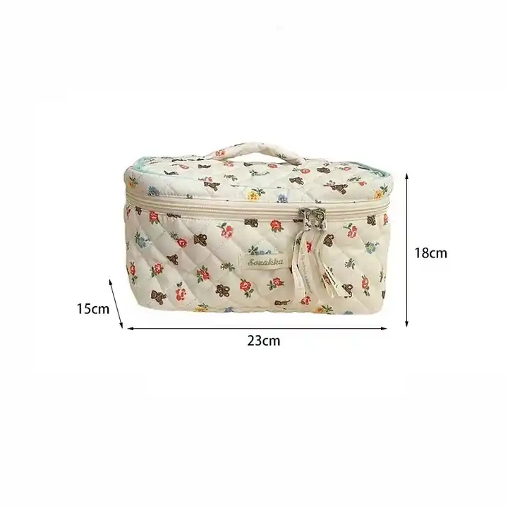 custom cute cosmetic bag quilted cosmetic bag floral cosmetic bag with handle