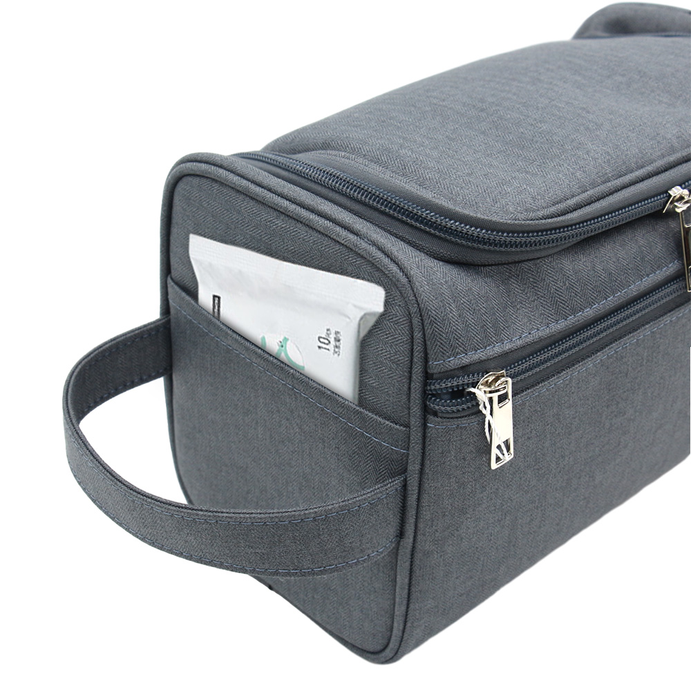 Q&N men's hanging portable waterproof partition storage toiletry bag