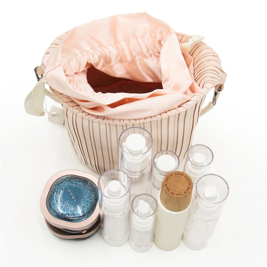 Q&N drawstring polyester bucket makeup bag