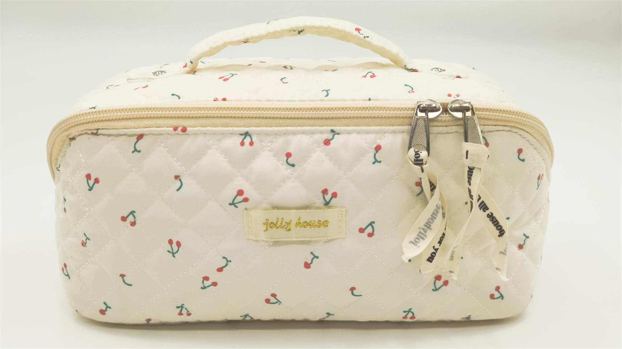 Trends in Makeup Bag and Case Designs, new makeup bag 2024
