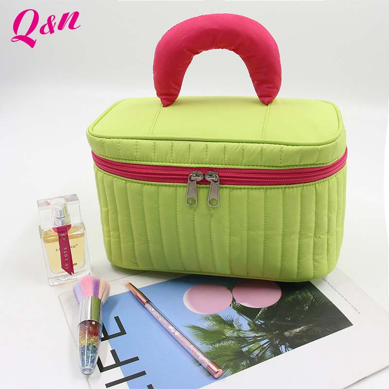 Q&N Introduces a New Line of Warm and Practical Cosmetic Bags