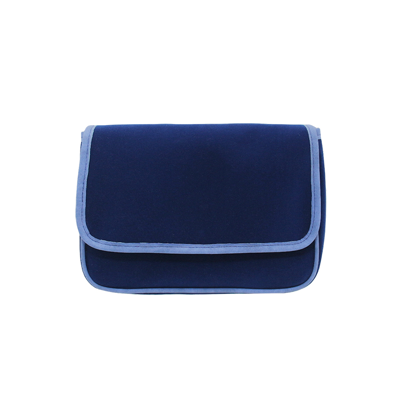 How do optimized shipping strategies reduce cosmetic bag