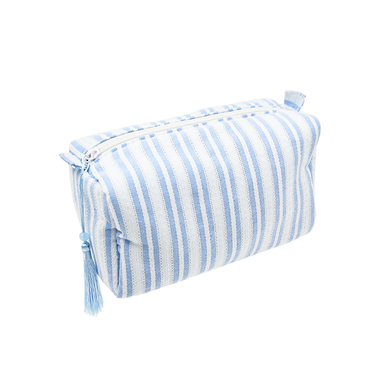 Are makeup bags a good gift idea creating memorable impressions and practical value?